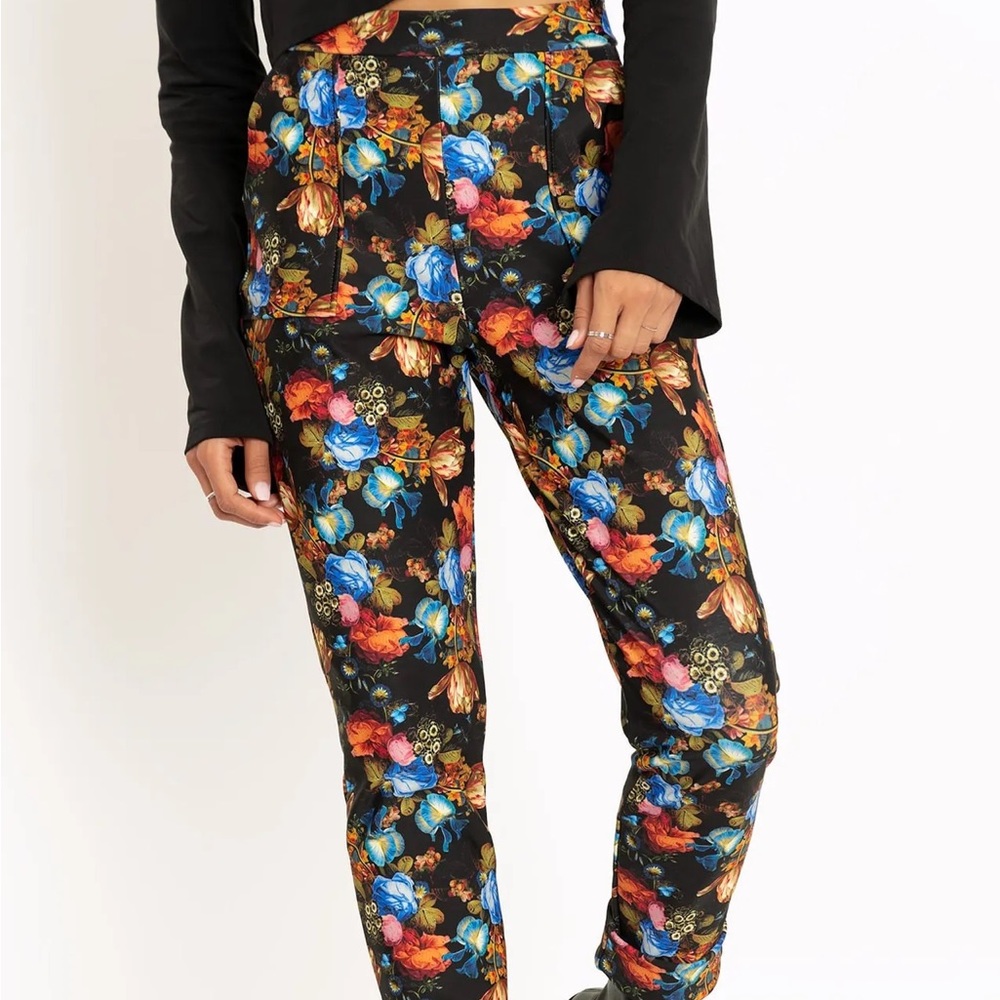 Blackmilk “VAN DAEL FLOWERS CUFFED PANTS” Size Medium M NWT